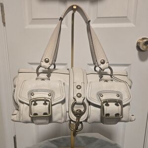 Elegant Cream Coach Y2K Shoulderbag
